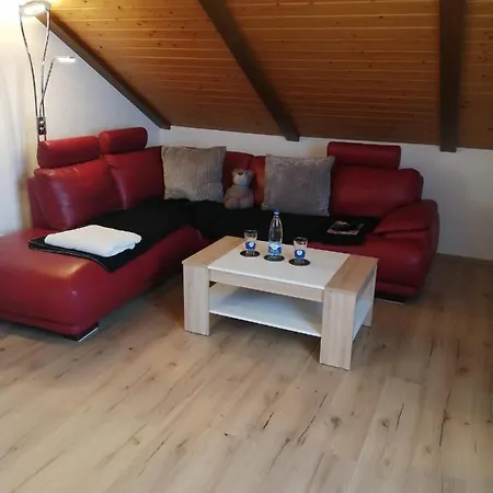 Ferienwohnung Rotmainblick *